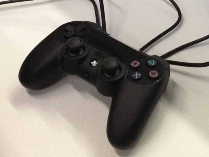 PlayStation 4 Controller