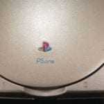 PlayStation d'oro: una custodia veramente originale…