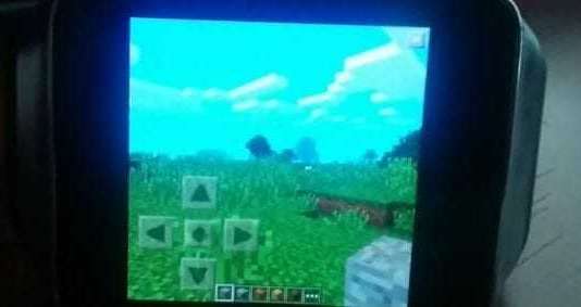 DOOM e Minecraft giocati tramite uno Smartwatch