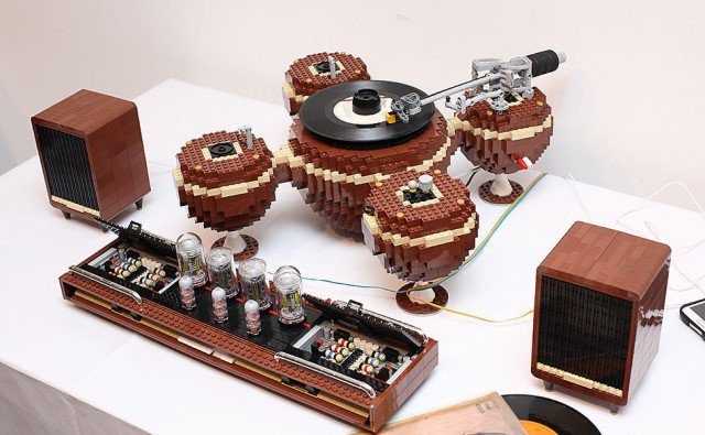 lego-turntable