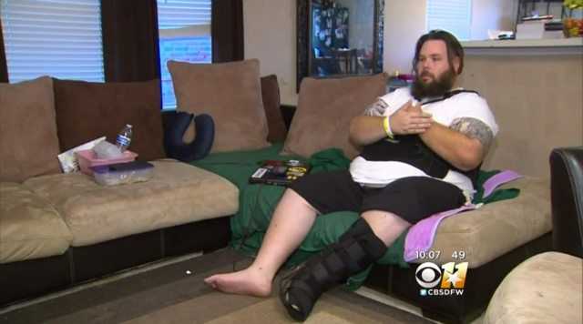 fallout-auto-rompe-muro