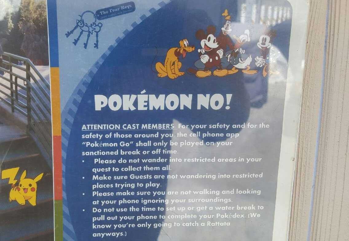 disneyland-pokemon