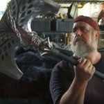 Destiny: ecco la Iron Battle Axe riprodotta nella realtà destiny