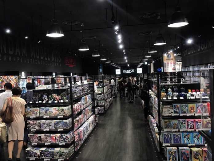 Gundam Store 1 Gundam Store