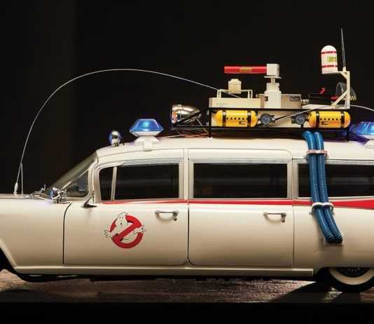 Realizzata una replica della ECTO-1 di oltre 1m! Ghostbusters