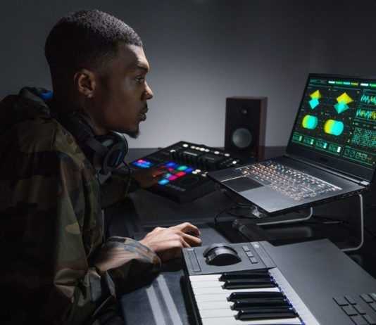 Intel: Presentato il primo Core i9 per laptop e le CPU di ottava generazione