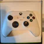 Xbox Series S potrebbe essere realtà? Il suo nome appare sulla confezione di un controller Xbox Xbox Series S Xbox Series X controller