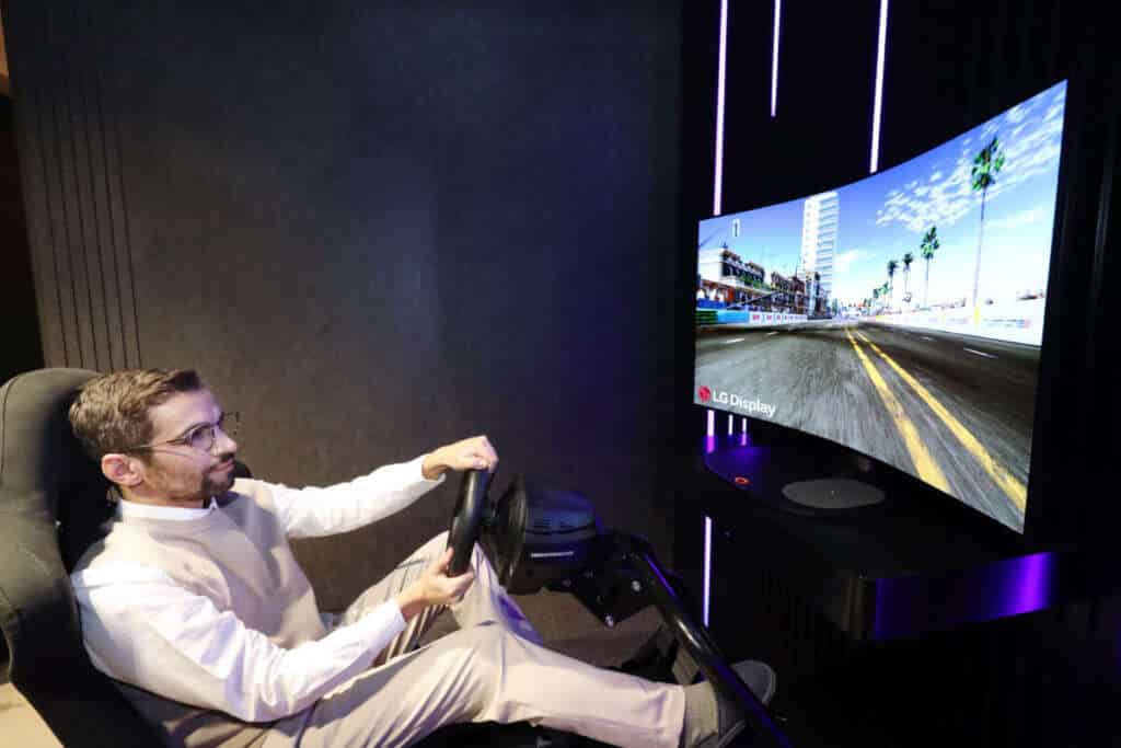 LG Gaming OLED pieghevole