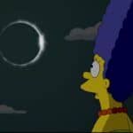 Eclissi Solare: dopo l’evento visibile dagli USA, su Google impennano le ricerche su ‘occhi doloranti’ eclissi solare marge simpson